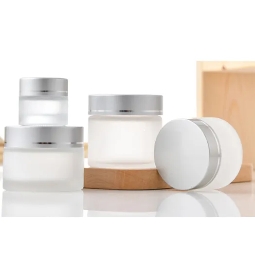 30 جرام برطمانات كريم بلوري غير لامع