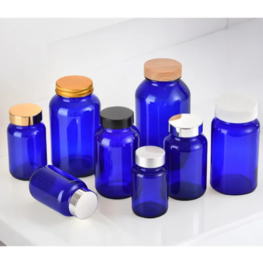 عبوات زجاجية كهرمانية وزرقاء