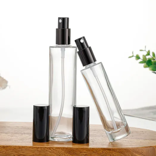 زجاجة رذاذ ترطيب للعناية بالبشرة