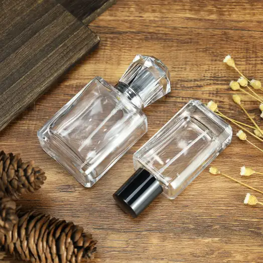 عبوات عطر زجاجية شفافة فاخرة (30 مل و 50 مل)