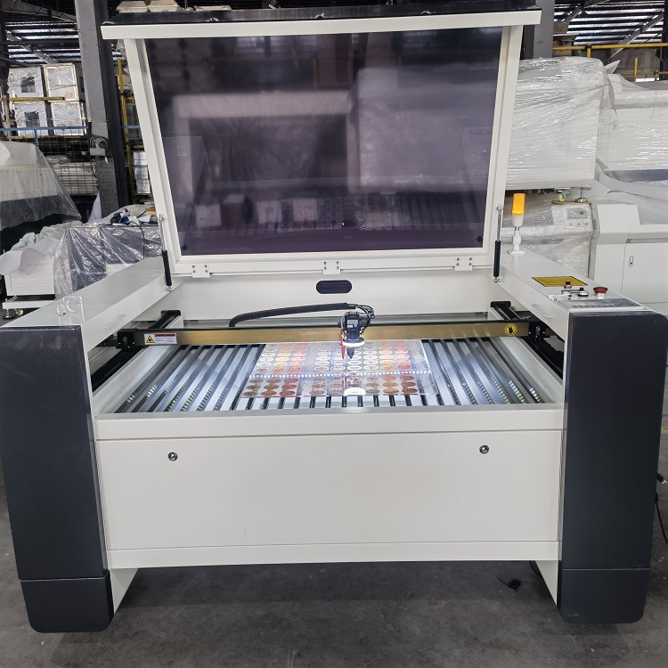 Laser Machine Inside 1390I Chiller Inside Co2 Laser Cutting Machine
