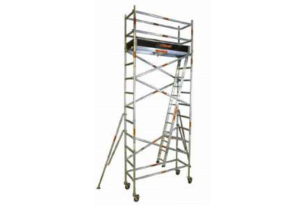 What Are the Benefits of Scaffold Towers Over Traditional Scaffolds?