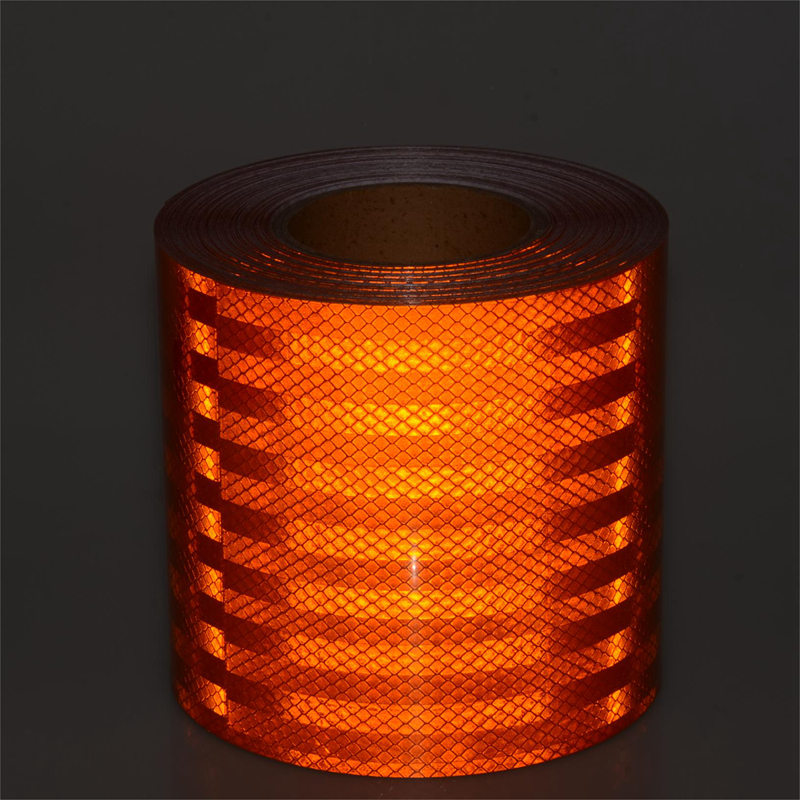 شريط عاكس برتقالي للمركبات الخطرة