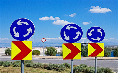 علامات الطرق والمرافق