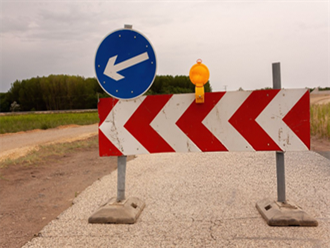Road markings and facilities