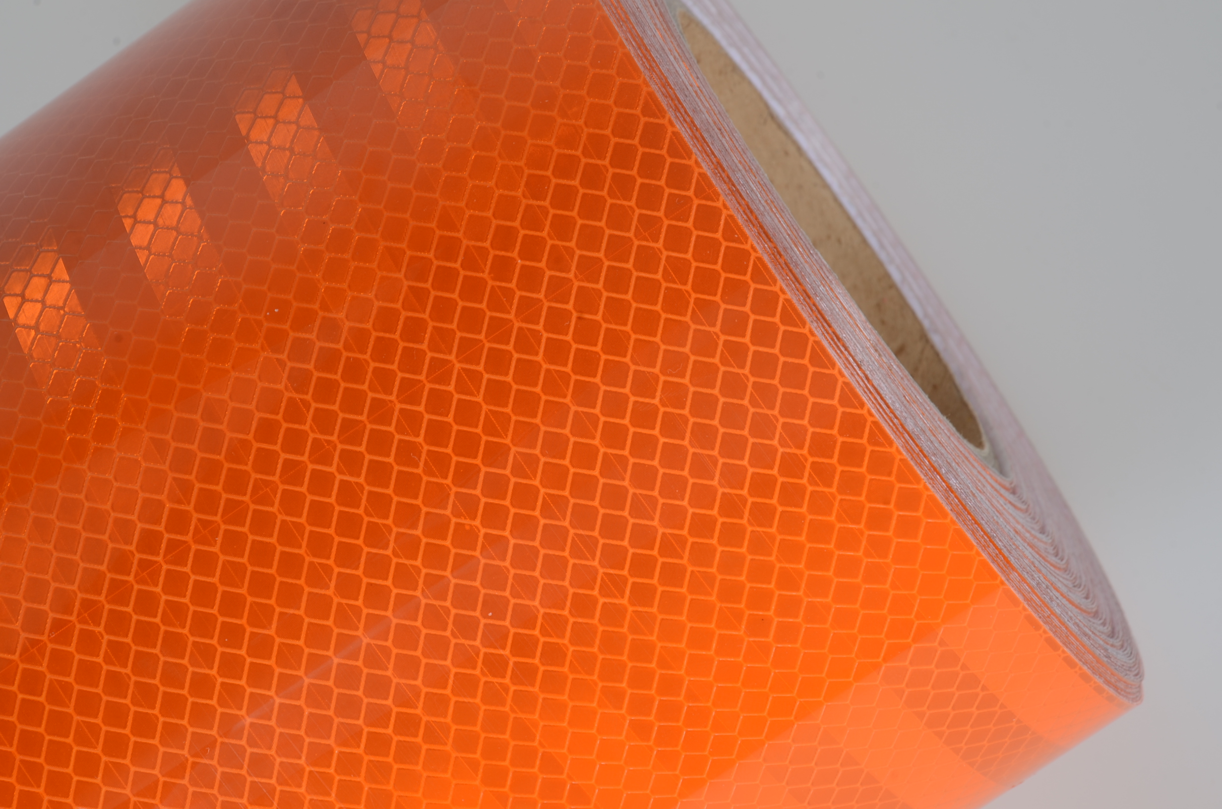 شريط عاكس برتقالي للمركبات الخطرة