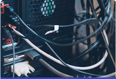 Nastro in tessuto poliestere per autoveicoli