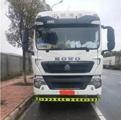 Adesivi riflettenti con freccia per paraurti per camion