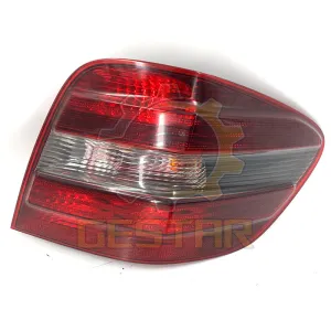 Desmantelamento automático de peças, luzes traseiras traseiras, luzes de colisão anti -traseira adequadas para Mercedes Benz