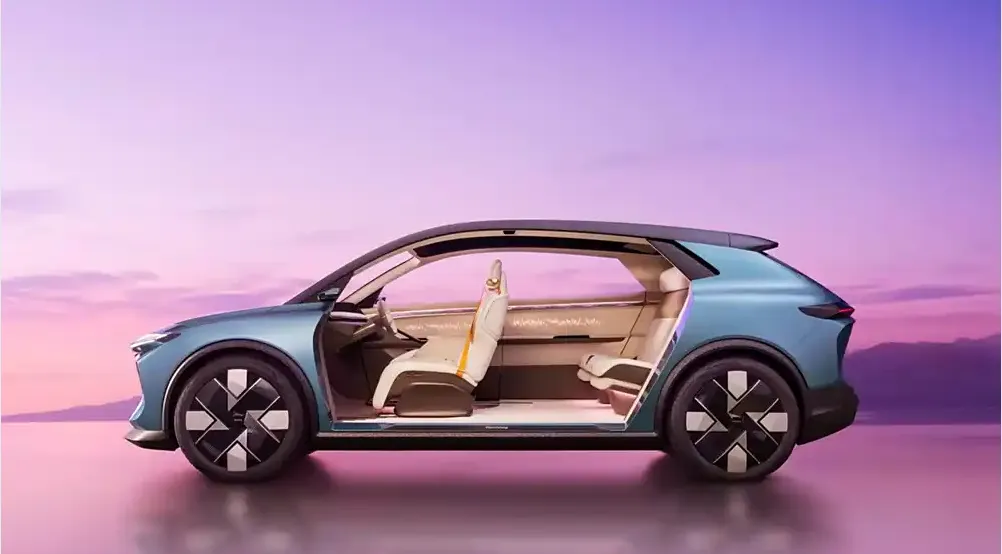 What will the future intelligent cockpit look like? Yanfeng releases XiM25 exhibition car?