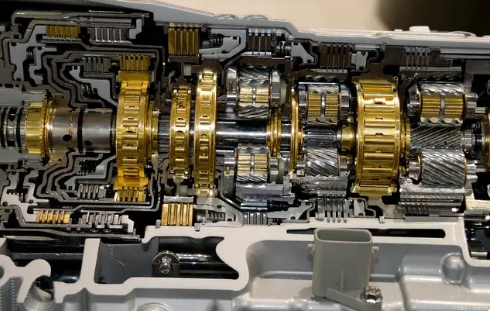 The showdown between mainstream transmissions: a comprehensive analysis of their advantages and disadvantages