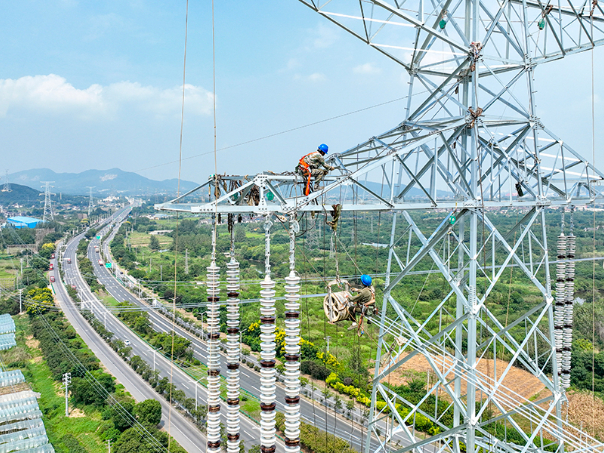 China Launches World's Largest Grid Control System for Renewable Energy