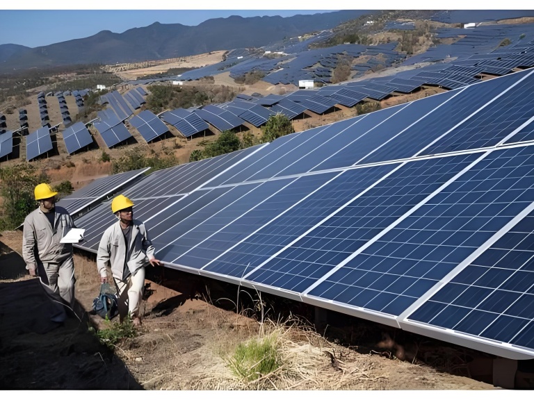 Comprehensive Overview of Overseas Expansion and Capacity Growth Among China's Leading PV Enterprises Amid Fierce Competition