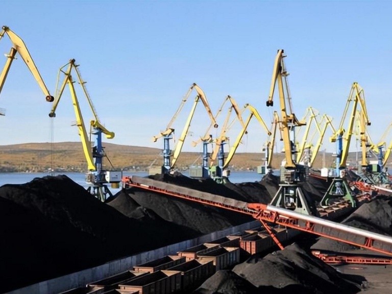 China Tightens Energy Efficiency Standards for Coal-Fired Power Plants