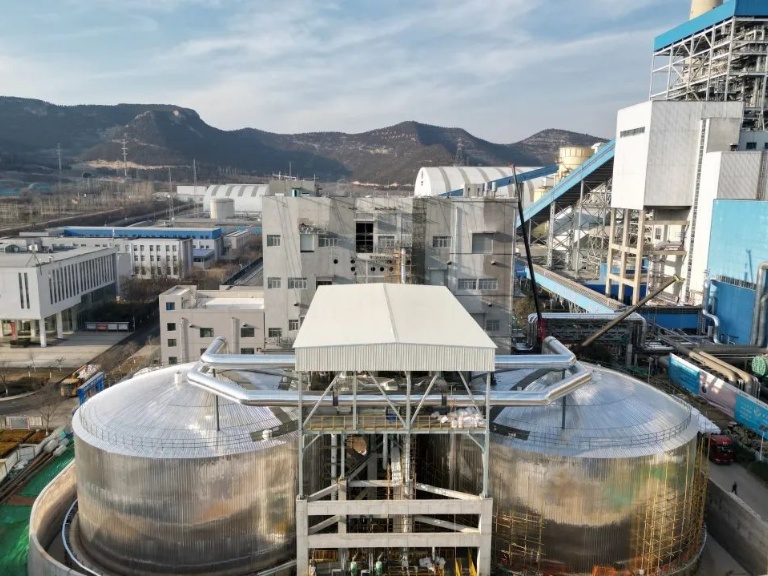 China's First Coal-Fired Steam Extraction Molten Salt Energy Storage Project Completes Peak Trial Operation