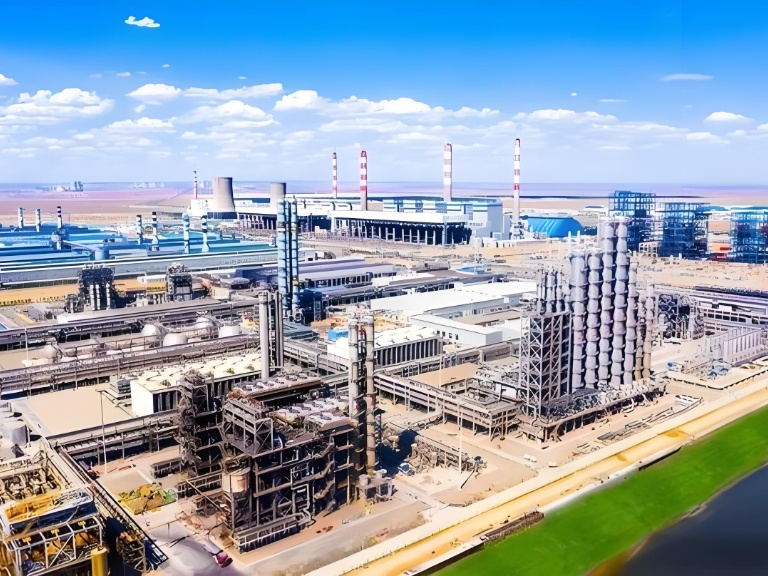 Another Billion-Yuan Coal Chemical Project Breaks Ground in Xinjiang