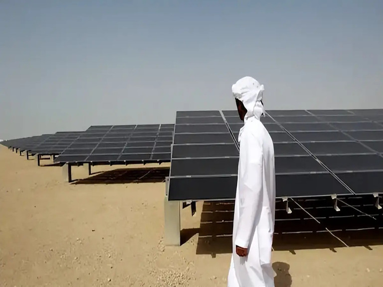 Chinese Firm JinkoSolar Secures 1.75GW Module Supply Deal for Saudi Desert PV Projects