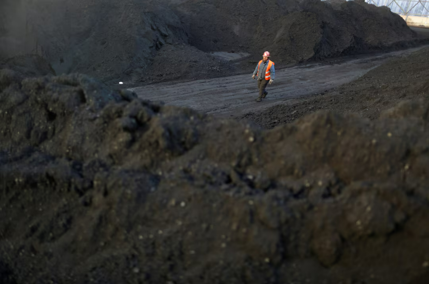 China sells coking coal to Indonesia in rare trade, sources say