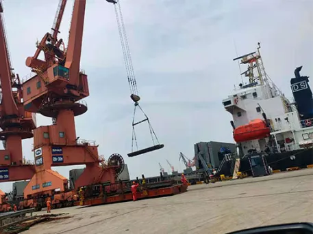 Ship to Dubai 565 tons round bar by bulk vessel on July