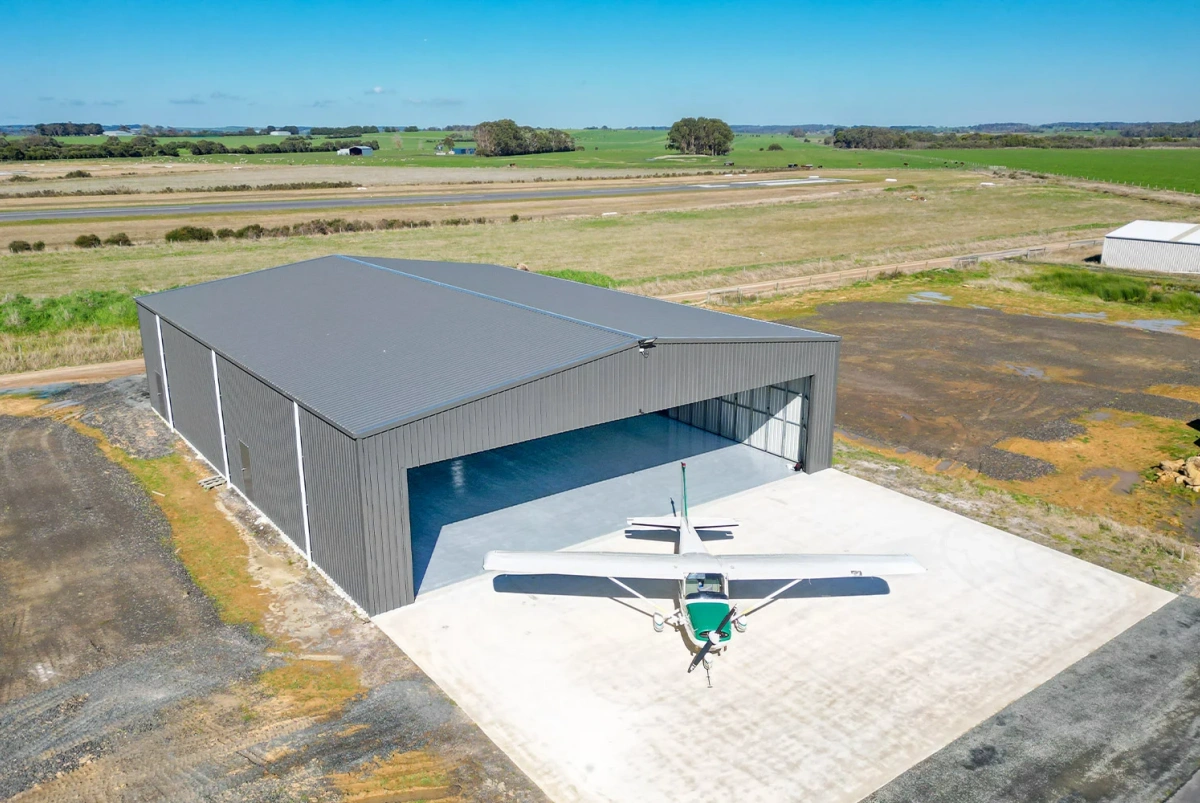 Aircraft Hangar Delivery to UK