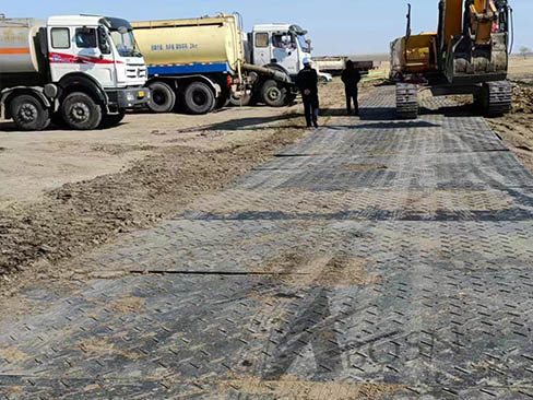 Composite Mats Are the Better Choice: Strength, Safety, and Eco-Friendliness