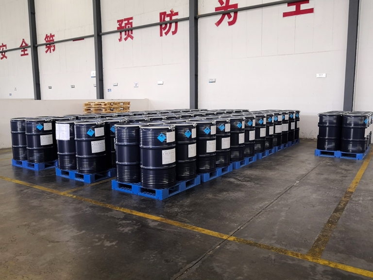 The invention relates to a preparation method and process of lithium metal