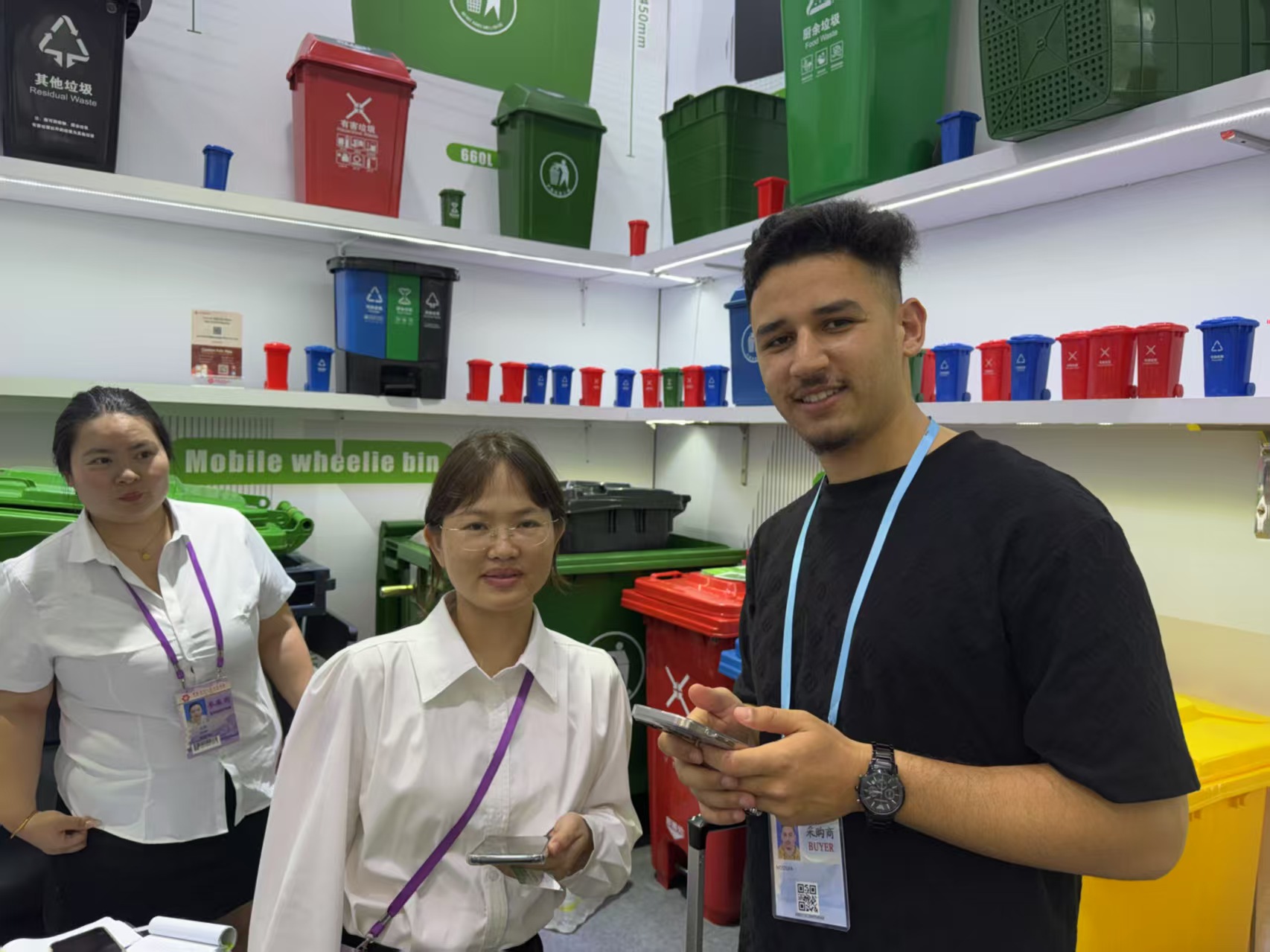 How Guangdong Zhongxin Industrial's Outdoor Trash Bins Are Capturing Global Attention