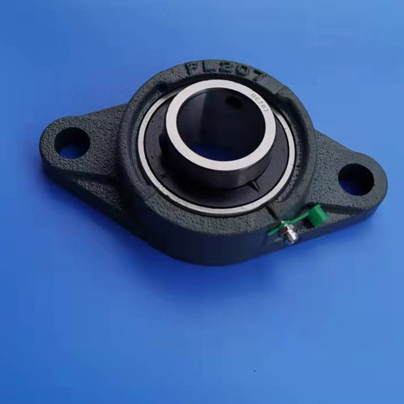 Outer spherical bearing with pillow blocks