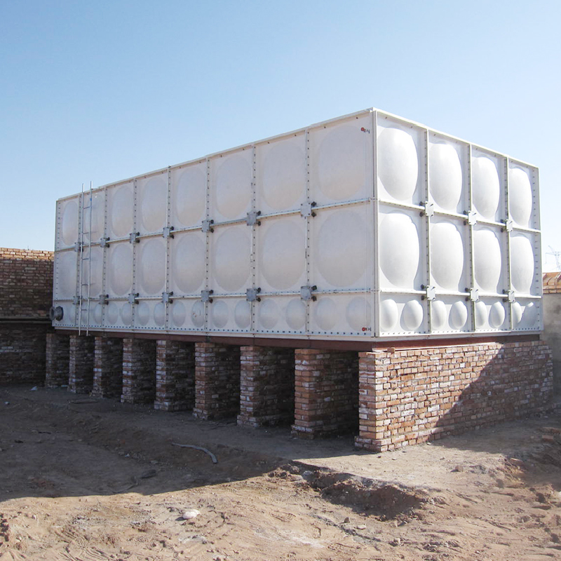 Installation and fixing instructions for FRP tanks