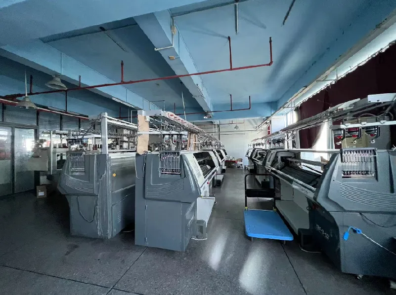 O fabryce swetrów ZeFeng