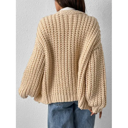 Fabrica de pulovere cardigan lejere cu ac crewel