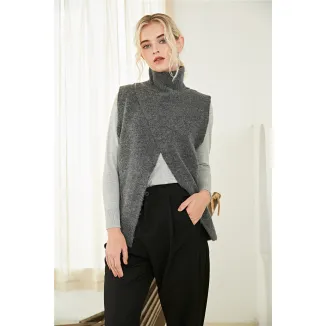 Women's Rib-Knit Turtleneck Long-Sleeve Sweater ODM