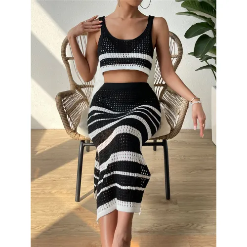 Фабрика по производству OEM женских полосатых свитеров комплектами