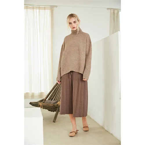 Damski sweter z kołnierzem typu golf, długi rękaw, w dzianinę prążkowaną ODM