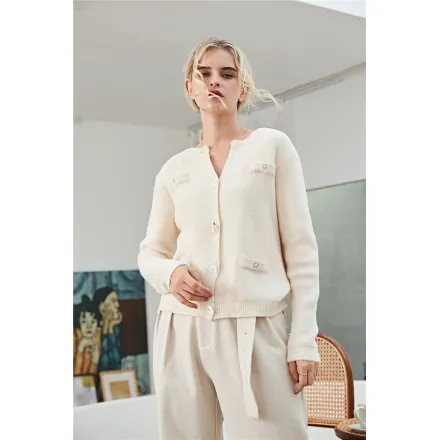 Leverandør af hvide cardigan-sweatre til damer