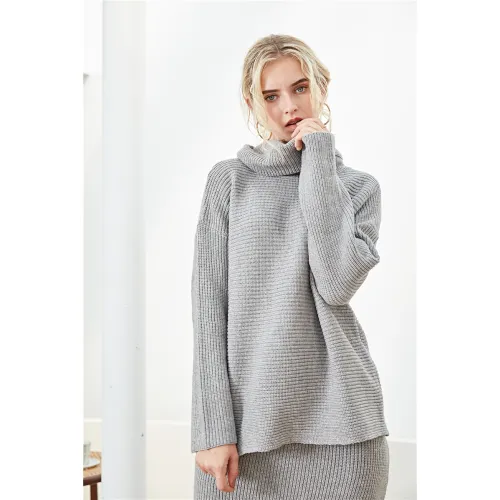 Поставщик комплектов трикотажных свитеров для женщин