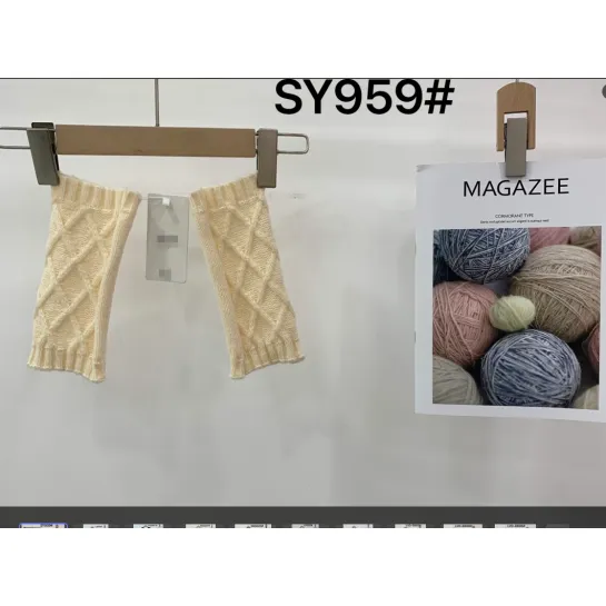 Knitted straight tube gloves