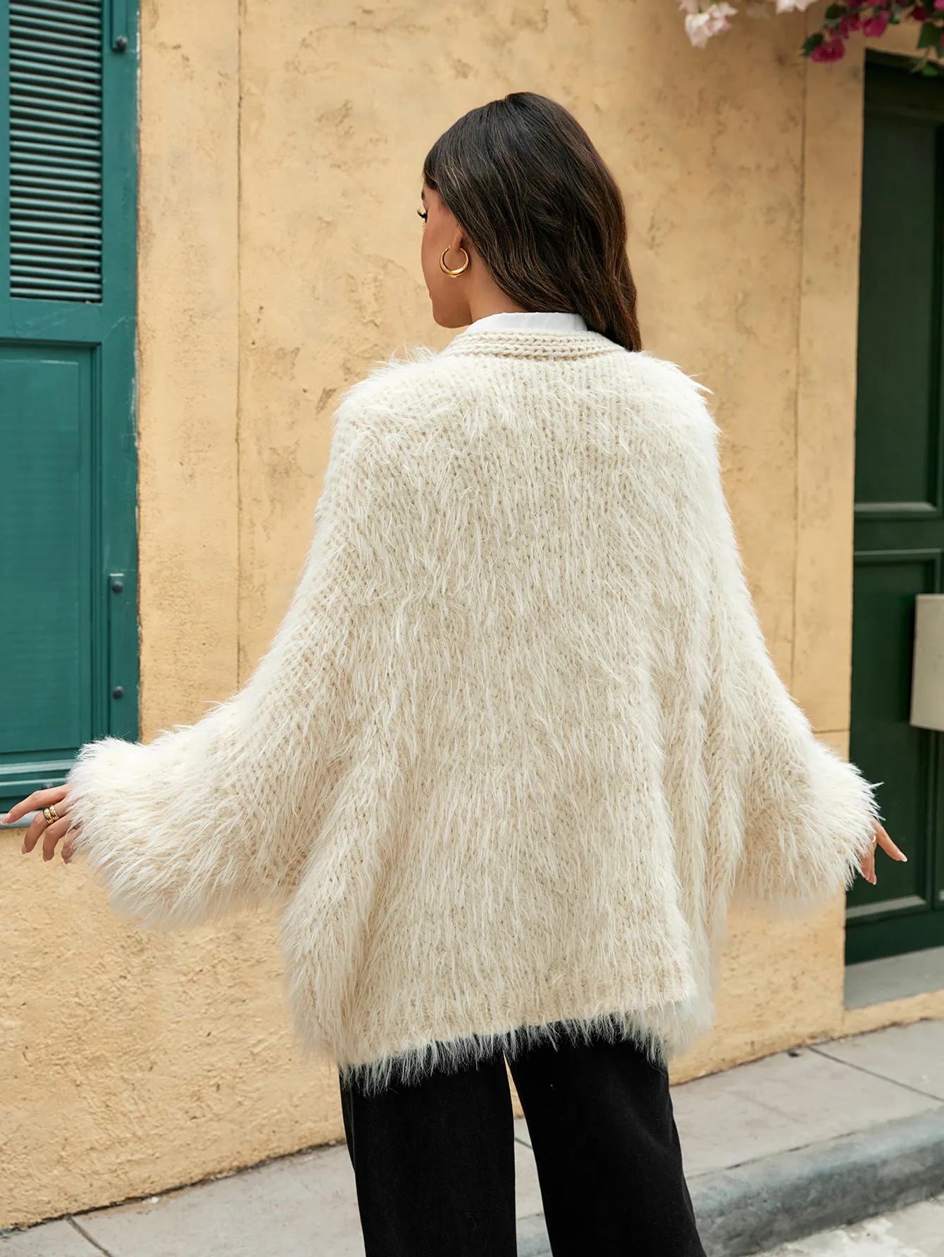 Вязаный кардиган с пуговицами