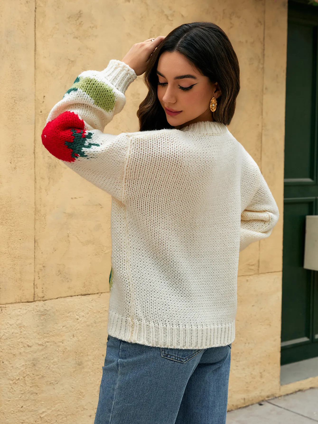 Изображение свитера на мероприятии