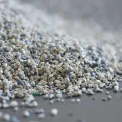 Crushed Shaped Bentonite Cat Litter-Dust Free Premium