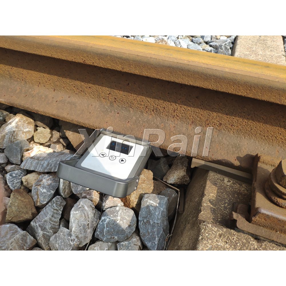 Rail Inclination Measuring Device