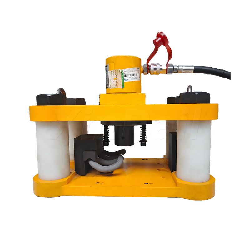 Rail Fastening System Mechanical Performance Testing Device