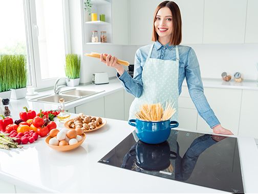 Ingebouwde inductiekooktop: eenvoudig koken voor uw gezin