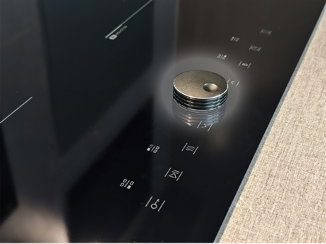 {Induction Cooker}