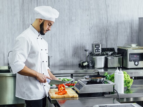 How to Choose the Right Induction Hob for Your Commercial Kitchen