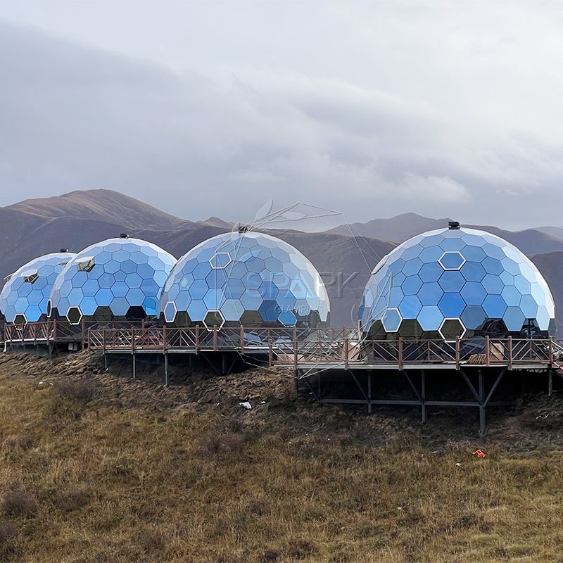 ハニカムグランピングガラスドーム