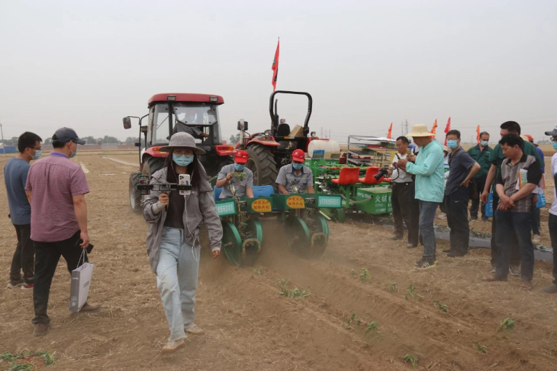 Intelligent Agricultural Machinery Equipment Field New Technology Training.