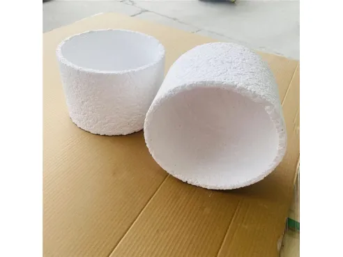 ガラス業界における耐火物使用の動向