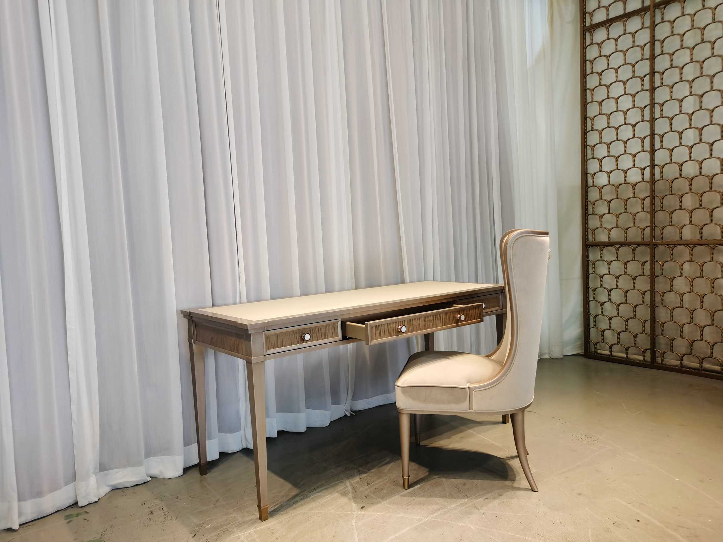 Writing Desk with Metal Legs - Ideal for Study Rooms.