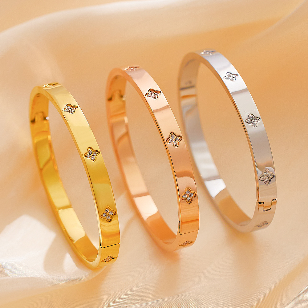 The Guide to Jewelry Materials: Why Stainless Steel Shines Brightest The Guide to Jewelry Materials: Why Stainless Steel Shines Brightest